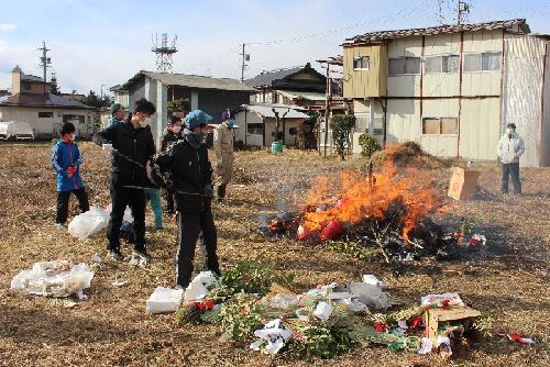 �ǂ�ǏĂ��q�R