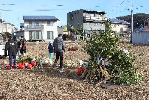 �ǂ�ǏĂ��q�R