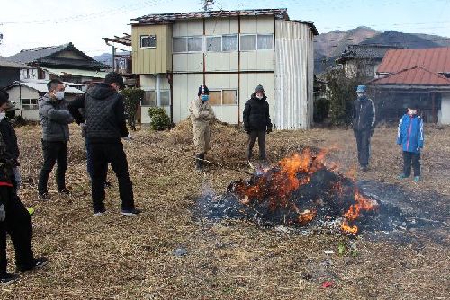 �ǂ�ǏĂ��q�R